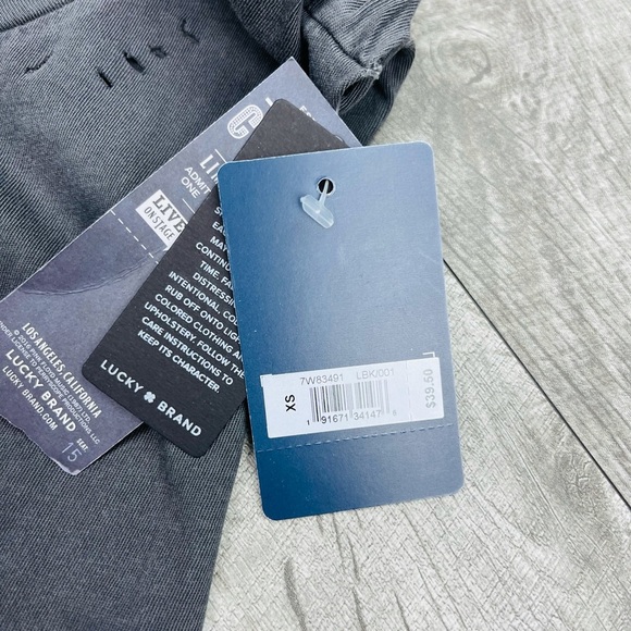 NWT LUCKY BRAND PINK FLOYD DISTRESS SLEEVELESS TEE - Picture 5 of 6